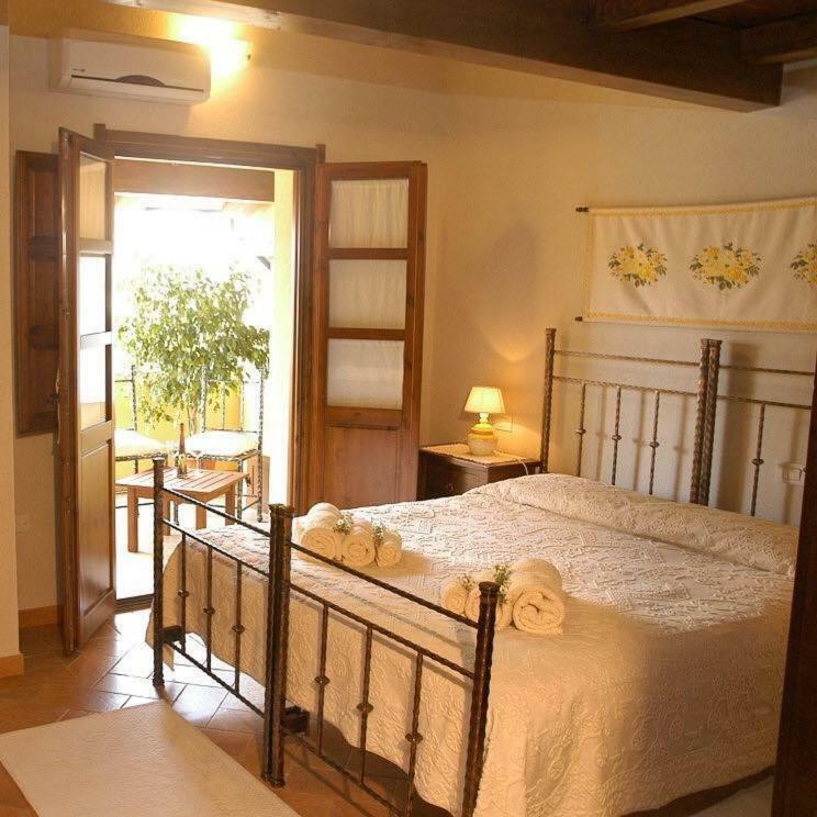 Il Quinto Moro Hotel Arbus Exterior photo